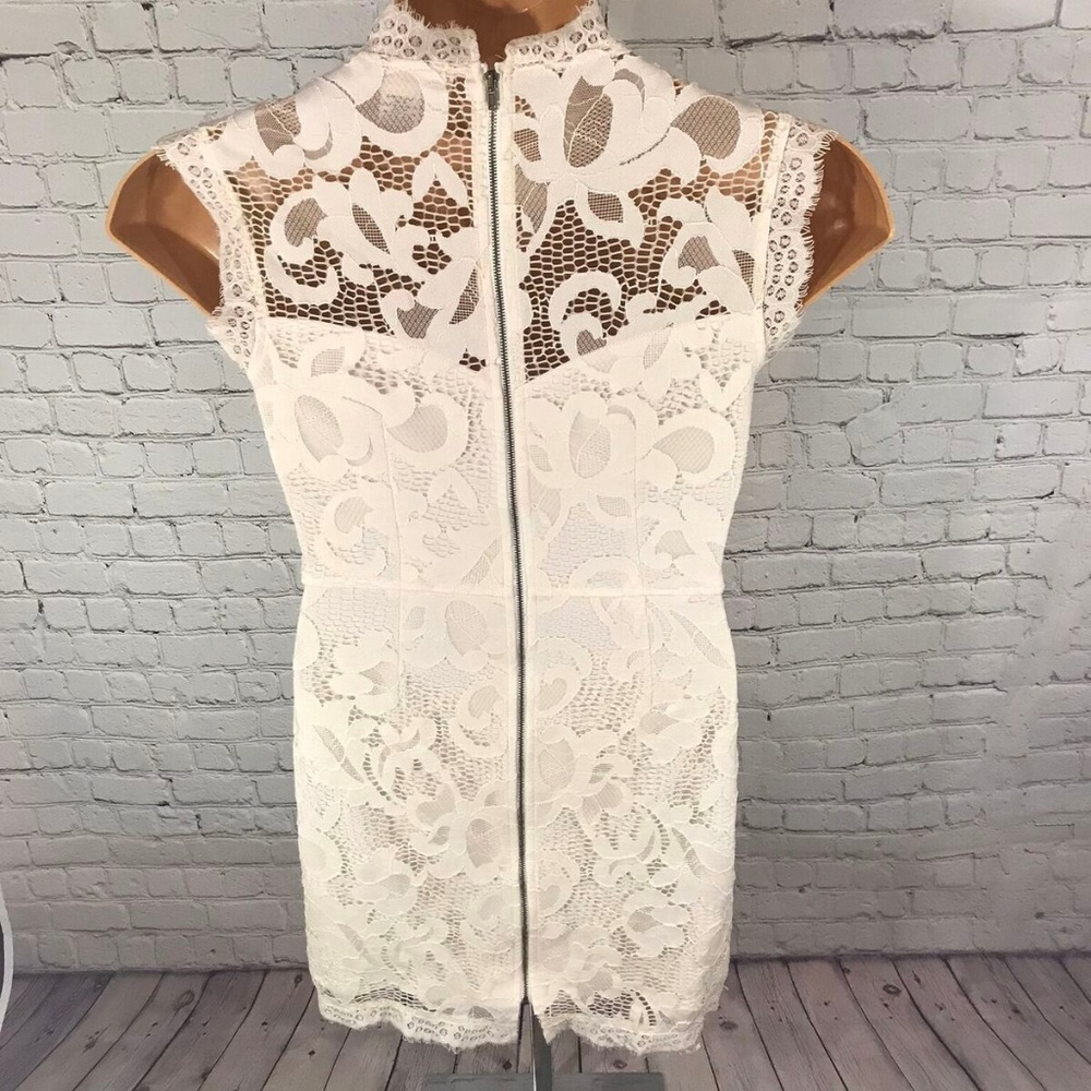 Sans Souci White Zippered Lace Dress Medium Size - Picture 5 of 8
